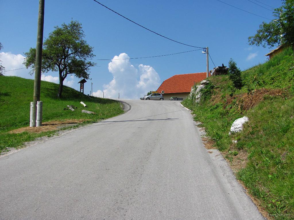 Slika_07.jpg - Vrh križa, kjer zavijemo...