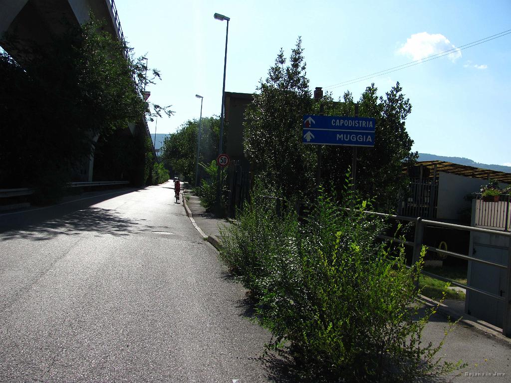 Slika_059.jpg - To je pa že bolj kolesarjem prijazno. Koper in Milje.