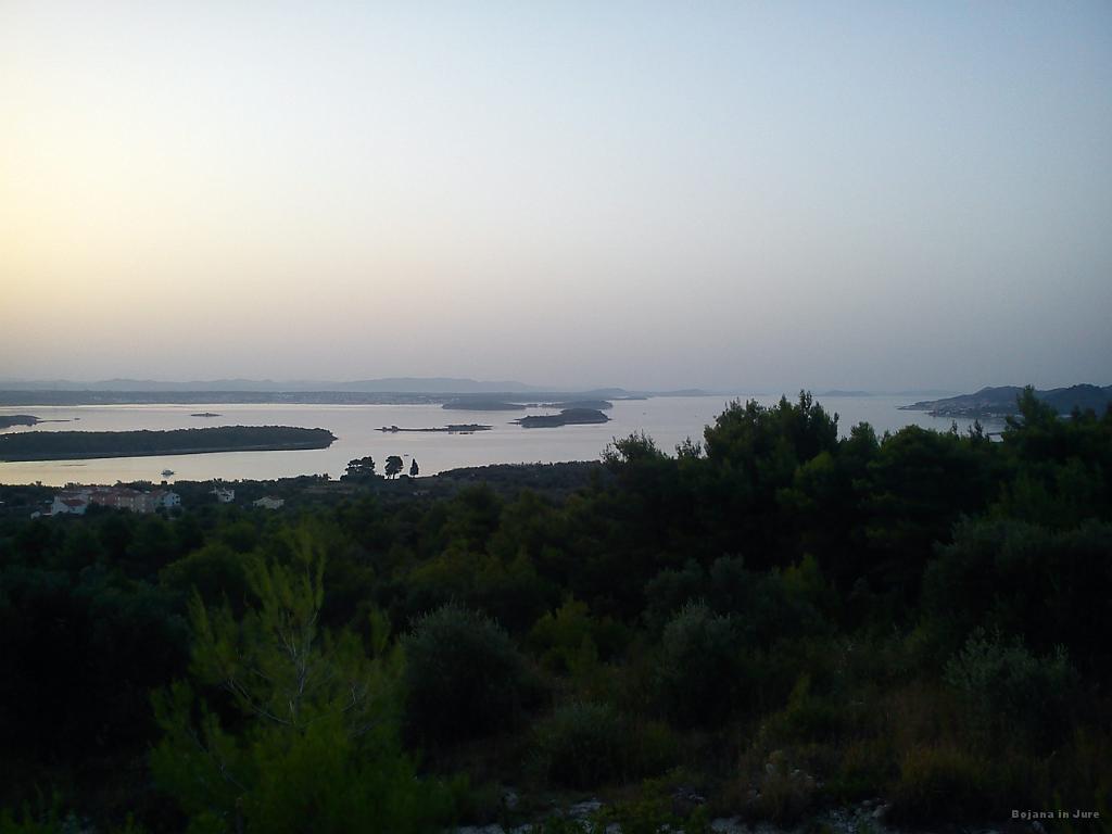 Slika_044.JPG - Še pogled po otočkih.