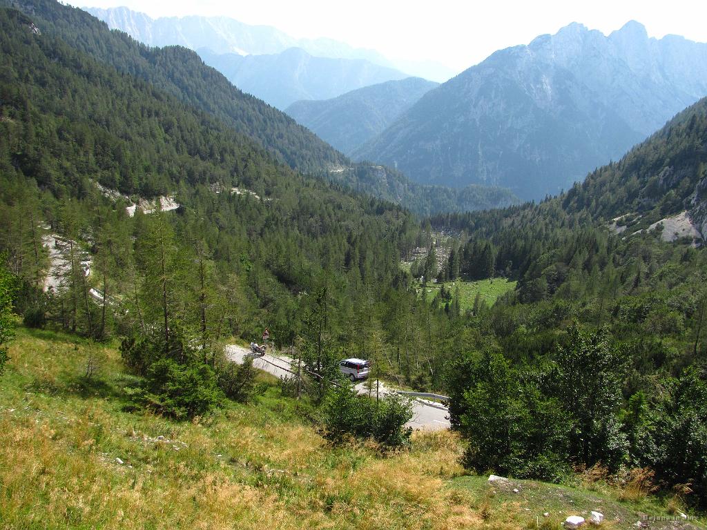 Slika_93.jpg - Nekaj časa sva potrebovala, da sva se preobula in pričela s spustom (15:10).