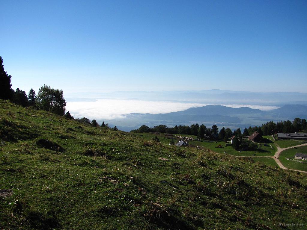 Slika_08.jpg - V ozadju pa puščamo meglo. Dan za vikat!