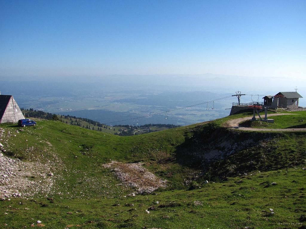 Slika_69.jpg - Na Krvavcu nisa še nikoli smučala, so pa proge na prvi pogled kar dobre in lepo široke.