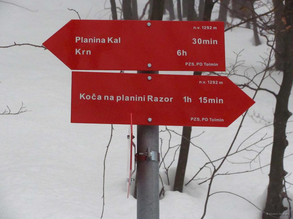 Slika_12.jpg - Na zemljevidu, ki sem ga pripel kot prvo sliko, ta pot sploh ni markirana, vendar pa je danes že prav zgledno označena.