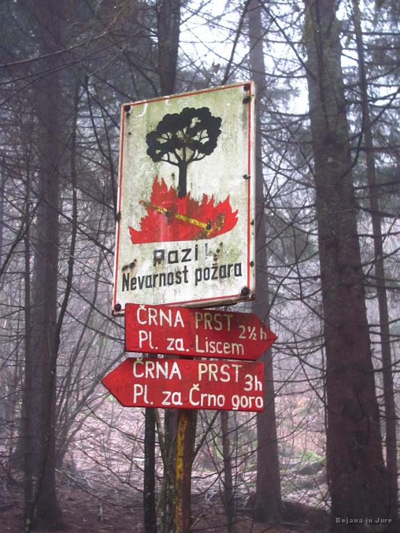 Slika_09.jpg - Razpotje dveh poti na Črno prst.